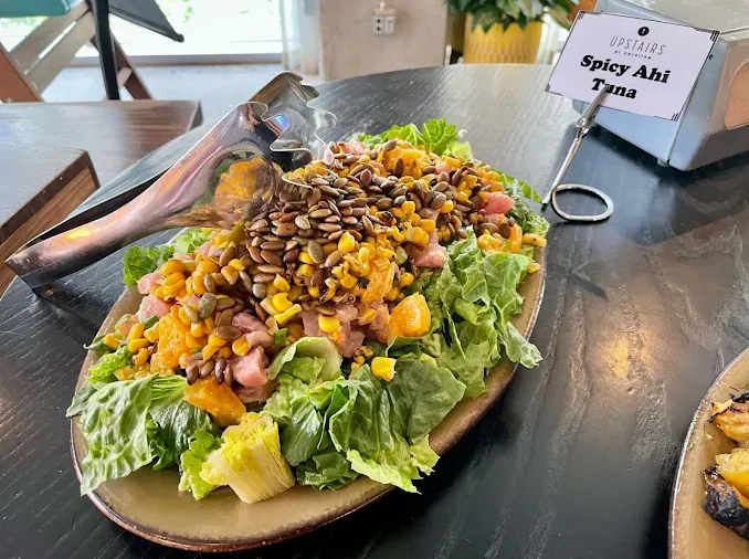 best-food-upstairs-at-caroline-downtown-austin-usa